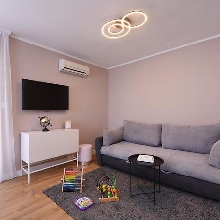 Malako Family Apartments Seline Exterior foto